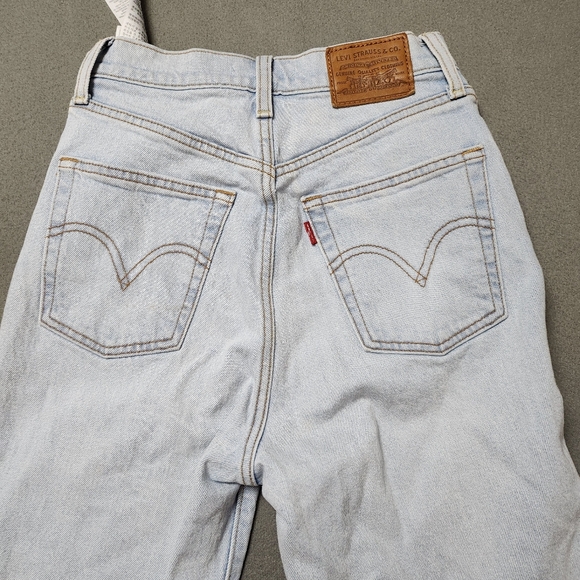 Levi's special edition ribcage straight rhinestone jeans size 25 Studed - Picture 13 of 16